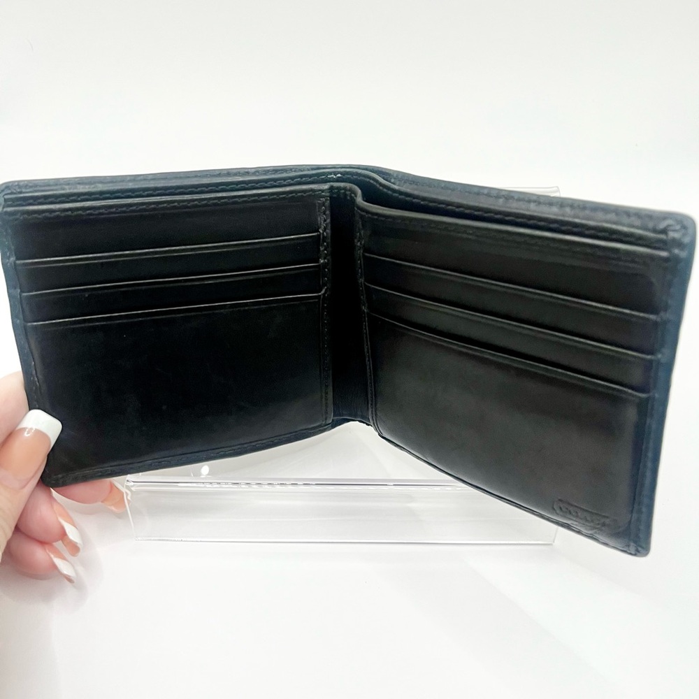 COACH Black*White*Gray Signature CC’s Bi-Fold Wallet - Picture 5 of 8